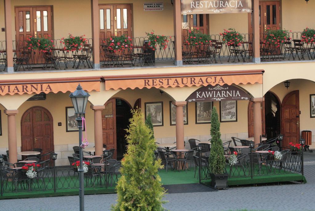 Dom Pielgrzyma Hotel Kalwaria Zebrzydowska Ngoại thất bức ảnh