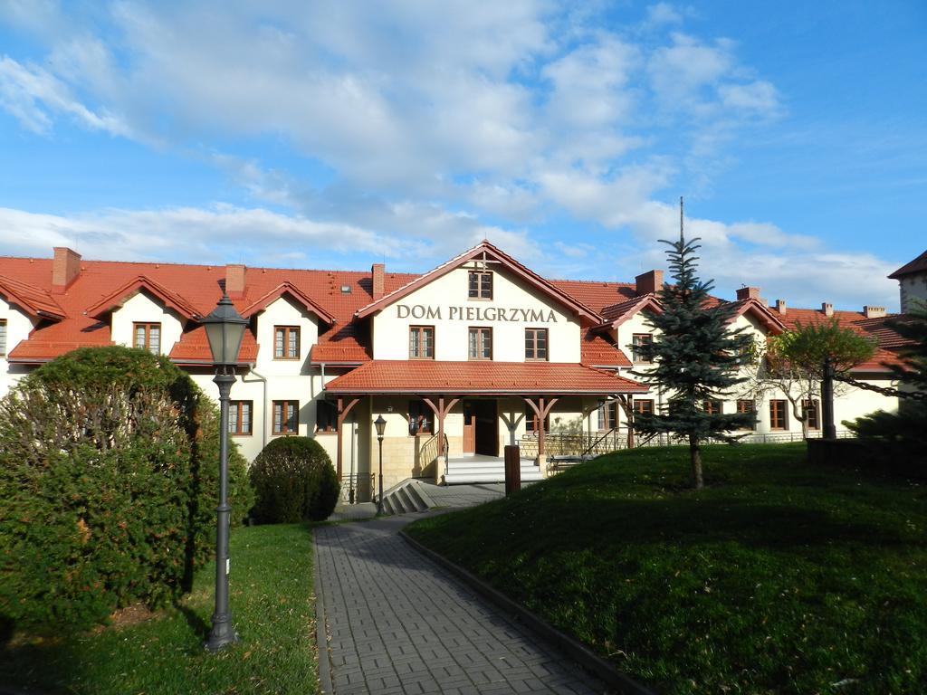 Dom Pielgrzyma Hotel Kalwaria Zebrzydowska Ngoại thất bức ảnh