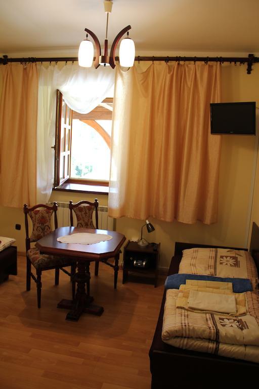 Dom Pielgrzyma Hotel Kalwaria Zebrzydowska Ngoại thất bức ảnh